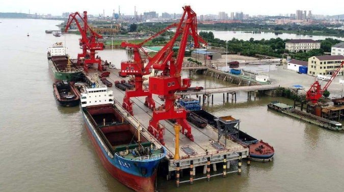 什邡概述露天料场港口封闭问题的实行方法